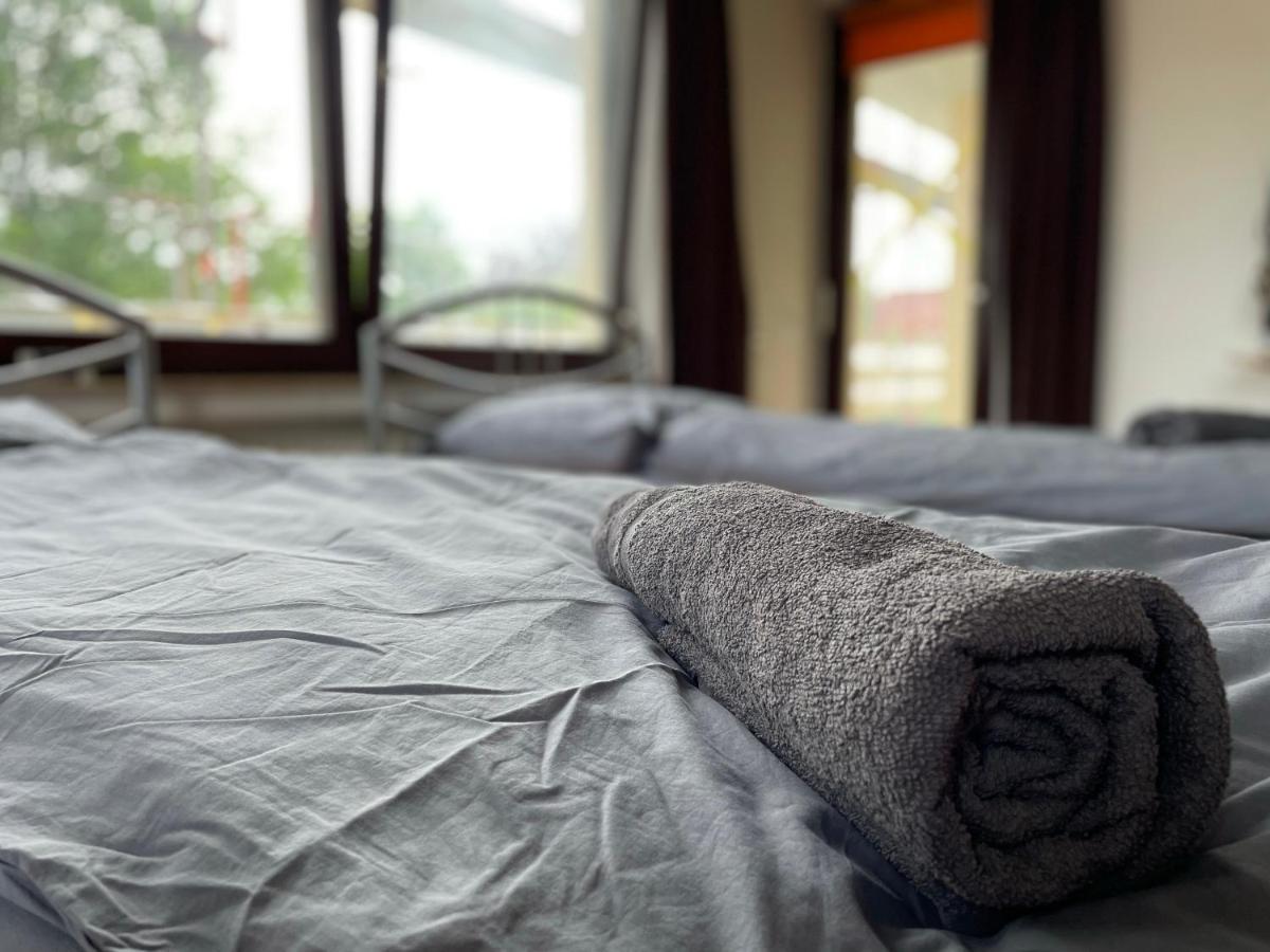 Schoenes Einfaches Zimmer In Oldenburg Esterno foto